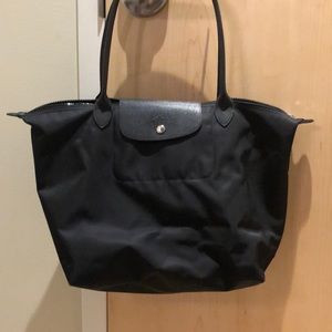 Black longchamp tote